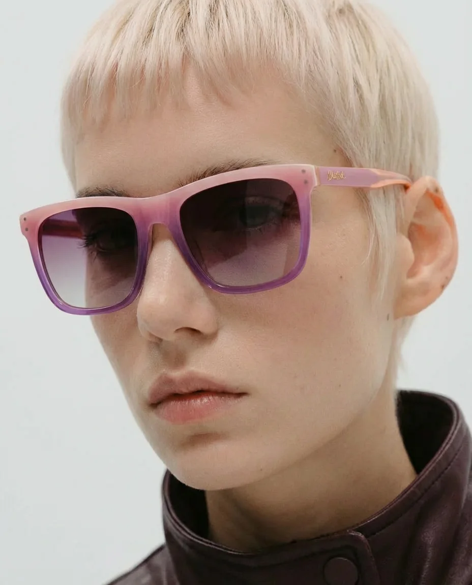 Gafas, imagen 4 de campaña visual con IA